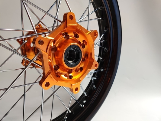 2.50-17 and 3.00x17 inch Motorcycle Alloy Spoked Wheels for SX250 Customized Design
